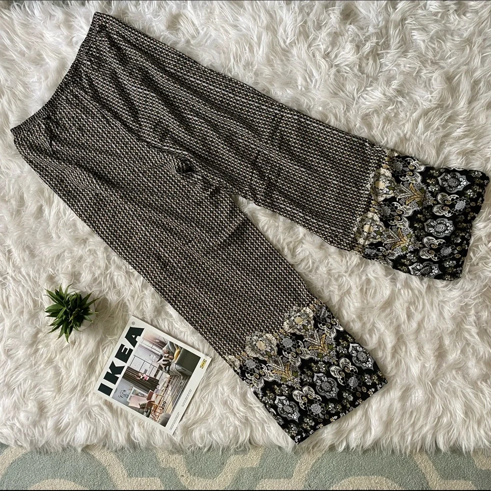 SPENSE | Flowy Pants - Picture 3 of 3